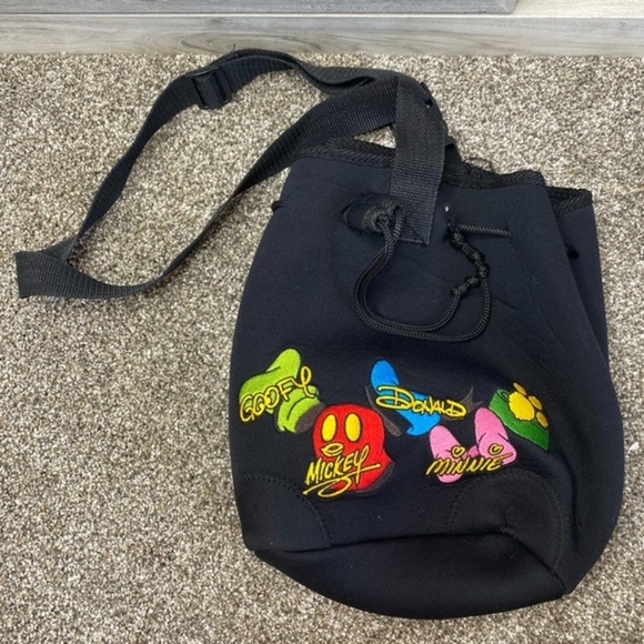 Disney Land Resort Black Tote Travel Bag Character Names on Hats Mickey Minnie - Picture 2 of 8